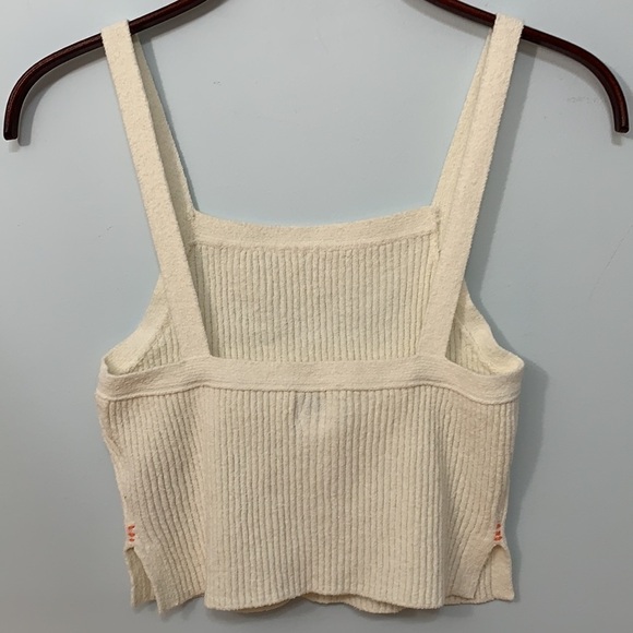 Urban Outfitters BDG Cream Knit Ribbed Square Neck Crop Y2K Top Tank Cami M NWT - Picture 13 of 16